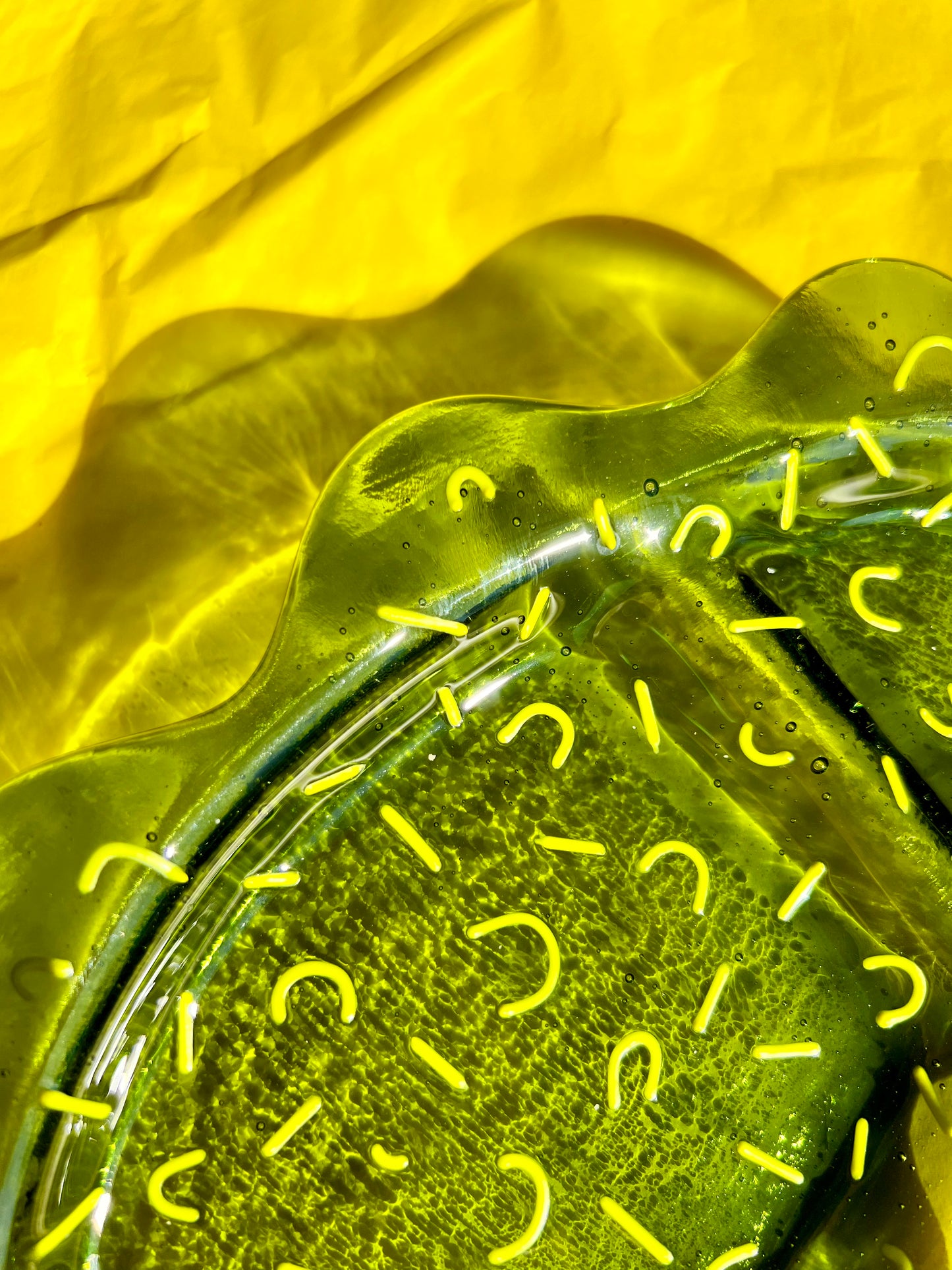 Fused Glass Rolling Tray 003 Wavy Green