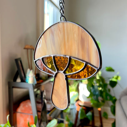 Mondo Stained Glass Mushroom ~ woodgrain, brown + amber tones