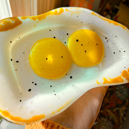 Fused Glass Rolling Tray 005 Fried Egg with Salt & Pepper