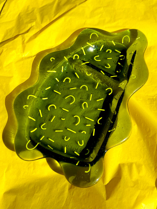 Fused Glass Rolling Tray 003 Wavy Green